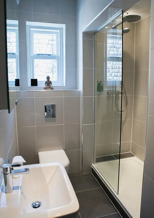 The Green House Classic 2 Bedroom Apartment Harrogate